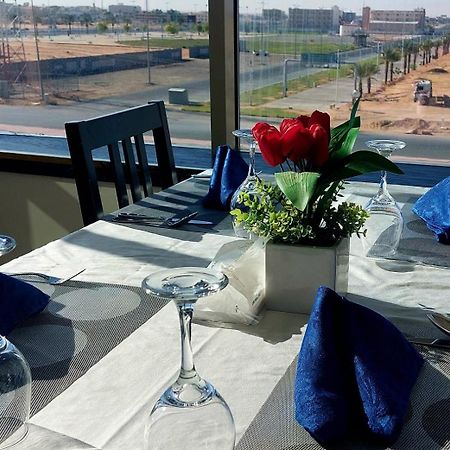 Address Sharurah Hotel Екстериор снимка